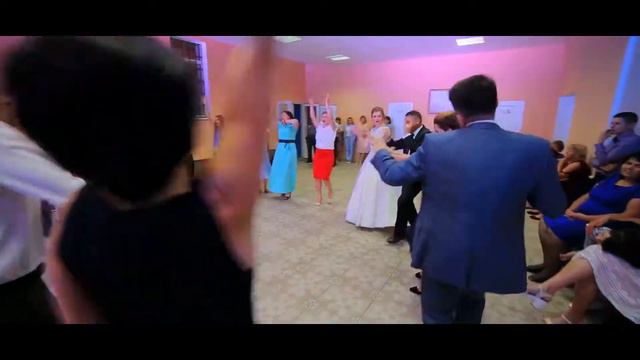 Гурт "PARTYсони"-музичний гурт на ваше весілля смотреть онлайн