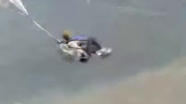 Первые прыжки с парашютом смотреть онлайн