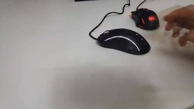 обзор отзыв сравнение тест опыт использования игровой компьютерной мышки glorius model D 2021. смотреть онлайн