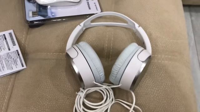 Проводные наушники Sony MDR-XD150 смотреть онлайн