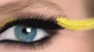 Реклама Maybelline: Тушь Колоссальный объем «Кошачий взгляд»