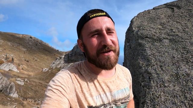 КРЫМ - жуткое и аномальное место. Туристы ОШАРАШЕНЫ от УВИДЕННОГО. Демерджи самая загадочная ГОРА. смотреть онлайн