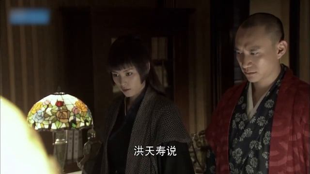 The martial arts master singled out more than 100 hooligans, beating them badly！ смотреть онлайн