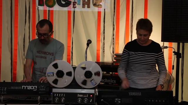 The Twelve Hour Foundation: Lock-in. Live recording by Julia Zinnbauer. смотреть онлайн