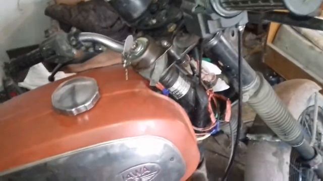 JAWA  350-634 Весь день в поисках неисправности)))