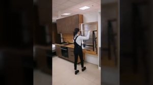 Пристенный откидной стол стеллаж трансформер с крепрением к стене