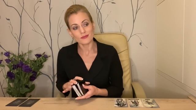 Сожалеет ли Он...Черное Таро смотреть онлайн