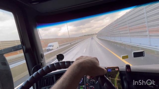 Вернулся в Траско только в Тверской парк. Замена лампочки противотуманки Scania 5. #truckdriver