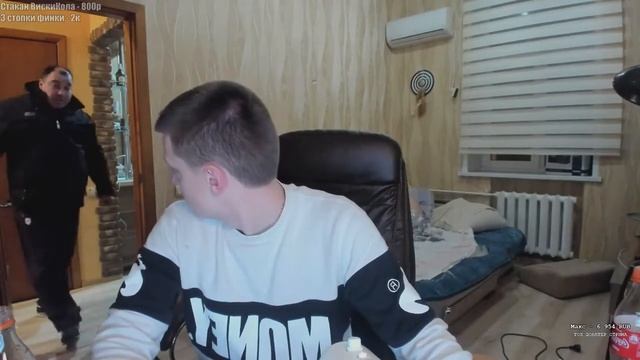 MELLSTROY | Злой отец девушки пришел домой к MELLSTROY