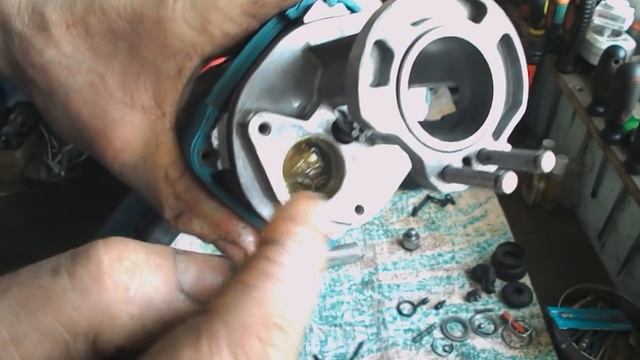 Сборка перфоратора Makita HR 2450 смотреть онлайн