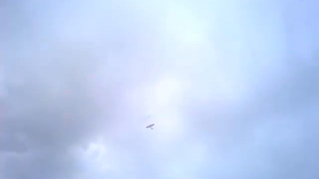 Переделанный Пепелац, проба своих сил в управлении пилотажником смотреть онлайн