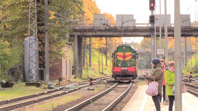 Тепловоз ЧМЭ3-4192 на ст. Торнякалнс / CME3-4192 at Tornakalns station смотреть онлайн