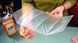 Используя палки пакет и резинку, мы сделали самолет который весит 5 грамм и летит очень далеко!