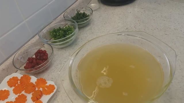 Заливное из филе курицы с желатином "Поросята",К НАСТУПАЮЩЕМУ ГОДУ СВИНЬИ смотреть онлайн