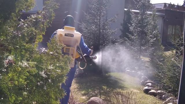 Уничтожение клещей, комаров и мошек на участке. Обработка от гнуса смотреть онлайн