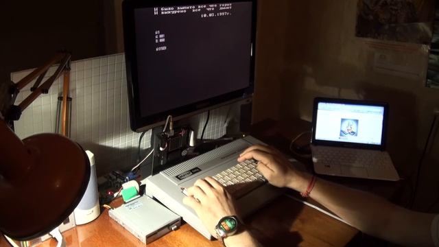 Проверка контроллера дисковода на MB8877, и отчет о подготовке к производству контроллера... смотреть онлайн