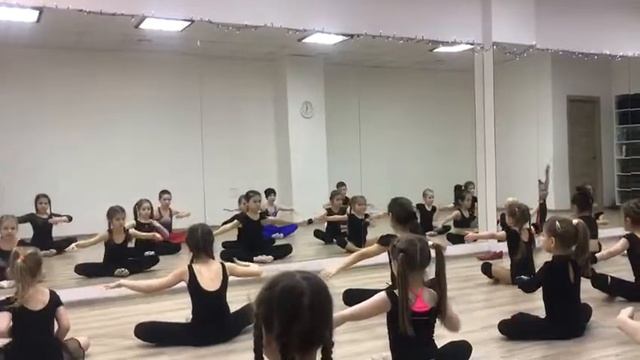 Синхронность. Занятия. Тренировка. смотреть онлайн