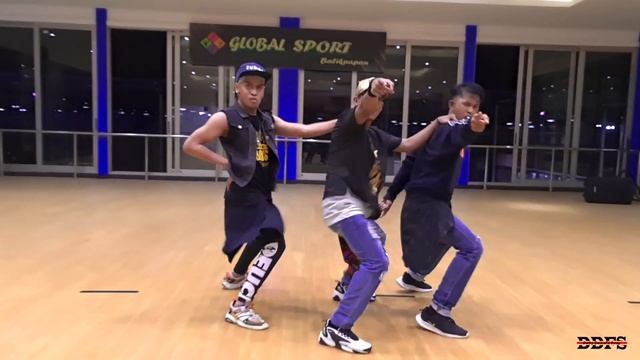 Black Eyed Peas, Nicky Jam, Tyga - VIDA LOCA | ZUMBA | FITNESS | At Balikpapan