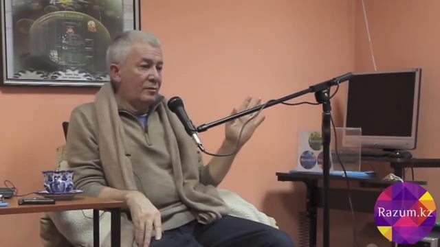 052_Как на работе в женском коллективе мужчине не терять концентрацию смотреть онлайн