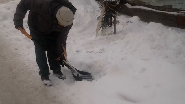 Приспособление для снеговой лопаты смотреть онлайн
