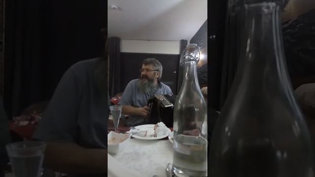 старо русская песня. исполнено за столом. смотреть онлайн