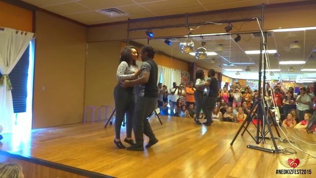 Laurent & Adeline | Kizomba Demo | Neo Kizomba Festival 2015 #neokiz #neokizfest2015 смотреть онлайн