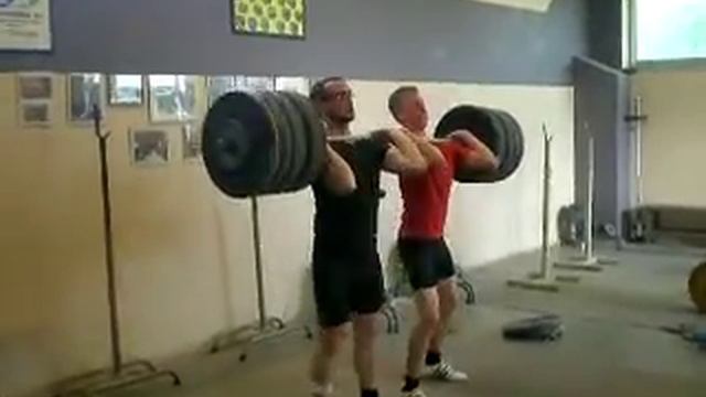 Synchronstoßen 170 kg Fabian Schmitt und Felix Rupp смотреть онлайн