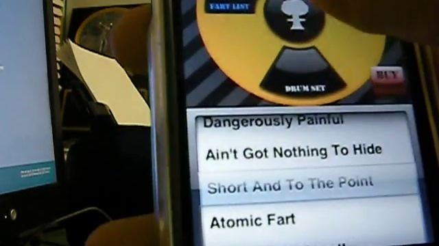 "Atomic Fart" app for Ipod Touch смотреть онлайн