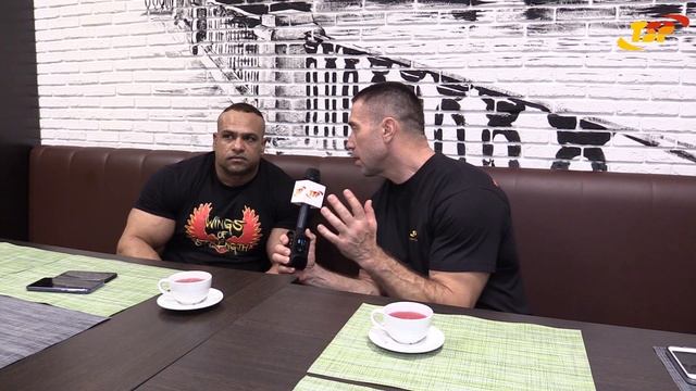 Первый в мире PROбодибилдер с одной ПОЧКОЙ или приключения ЕГИПТЯНИНА в России! ПроPRO c Шелестовым смотреть онлайн