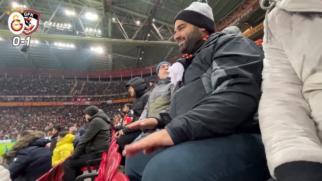 BARIŞ ALPER ATIYOR STADYUM RESMEN YIKILIYOR ! DESİBEL REKORU | Galatasaray 2-1 Gaziantep FK смотреть онлайн