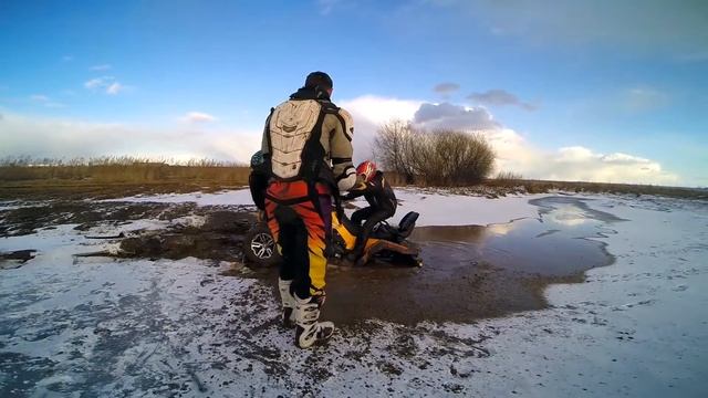 Nissan Terrano смотреть онлайн