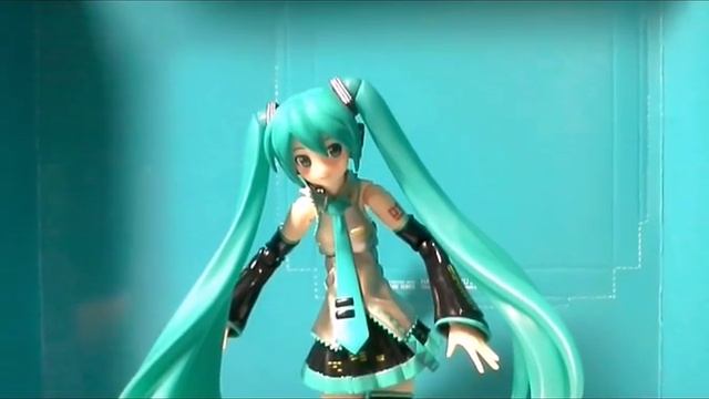Обзор на фигурку: Figma Hatsune Miku 2.0 ver смотреть онлайн