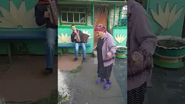 Николай Корнаков "А роза расцвела в саду" смотреть онлайн