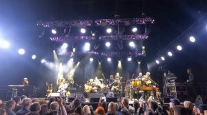 Гарик Сукачёв и группа "Неприкасаемые" - Напои Меня Водой.