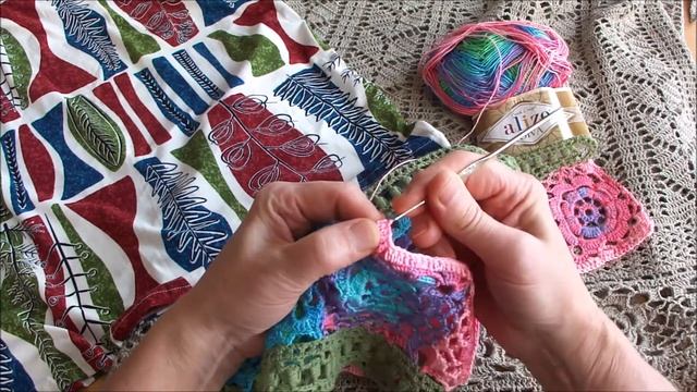 Кайма из секционной пряжи к майке стрейч. Цветочные мотивы. Ч 2 смотреть онлайн