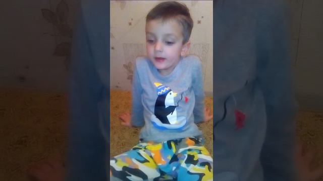 талантливый ребёнок; ребенок в 4 года знает наизусть доктор айболит смотреть онлайн