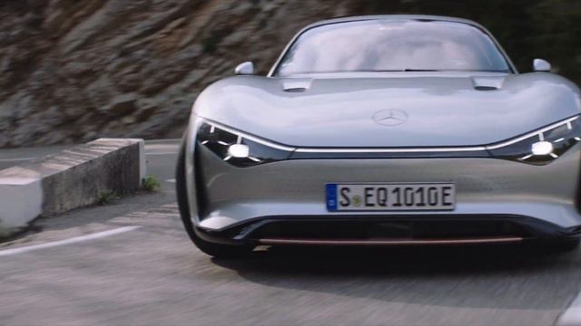 Mercedes-Benz VISION EQXX | Covered more than 1,000 km in Everyday Traffic ! смотреть онлайн