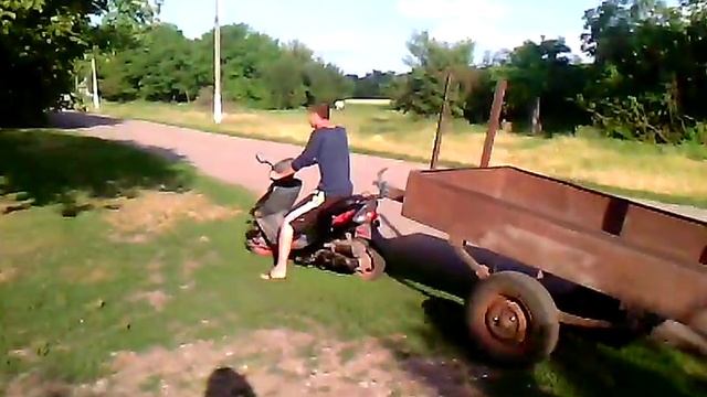 Скутер с прицепом смотреть онлайн