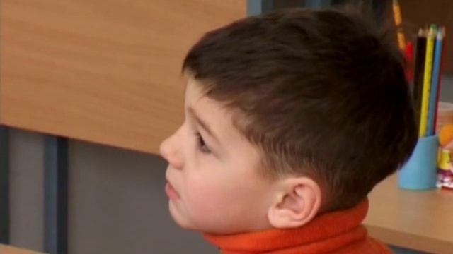 Дошкольники. Лысенкова С. Н. Урок 4. Понятие гласных 1 и 2 ряда. Чтение по букварю. смотреть онлайн