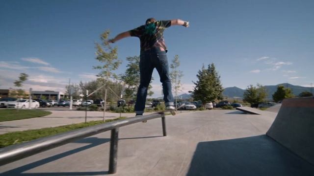 Canon C70 - Skateboarding Commercial Test - Sigma 18-35 - Laowa 9mm смотреть онлайн