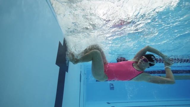 How To Flip Turn | Freestyle Swimming Tips For Beginners смотреть онлайн