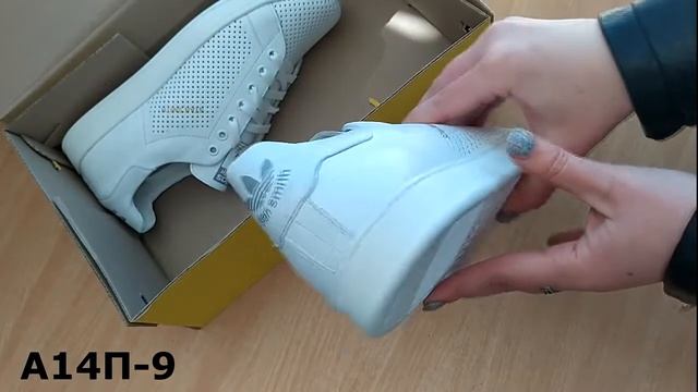 Мужские кожаные летние кроссовки перфорация Adidas Stan Smith White белые смотреть онлайн