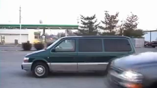 Seat Beat (over-the-top seat belt safety PSA) смотреть онлайн