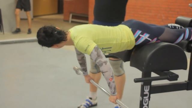 Тяжелая атлетика для начинающих. Как закачать спину. Рывок #1 - ARMA Sport смотреть онлайн