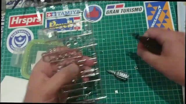 New '62 Shelby Cobra 289 FIA By Revell - Part 1 - Bodywork And Engine - 1/25 1/24 Kit