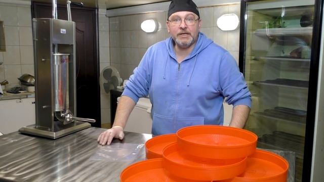 Вкусные сушеные домашние колбаски за 2-3 дня, оболочка не нужна. ENG SUB смотреть онлайн