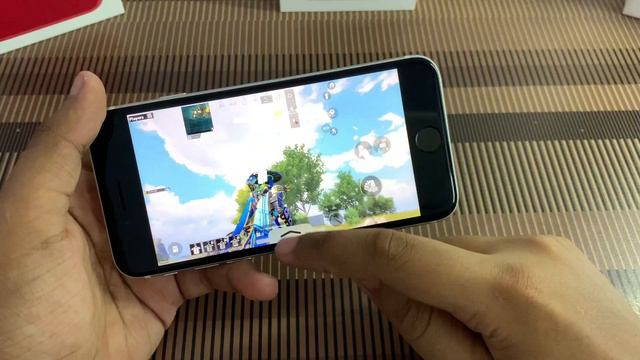 iPhone SE 2 BGMI While Charging Test🔥|20 W vs 5 W Charger|Battery Health Damage? смотреть онлайн