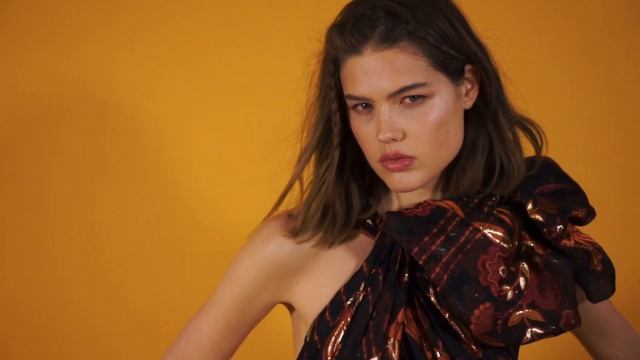 ZUHAIR MURAD Ready-to-Wear Fall 2022 Collection смотреть онлайн