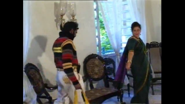 "Khon Zababdar" scene b y Comedian Ben Evangelisto, Fatima and Roshan смотреть онлайн