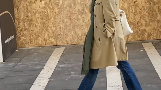 Как одеваются этой осенью в Италии. Как одеваются итальянки смотреть онлайн